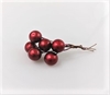 6 stk. dekorations bær på tråd. Vinrød. Ø ca. 1,8 cm.